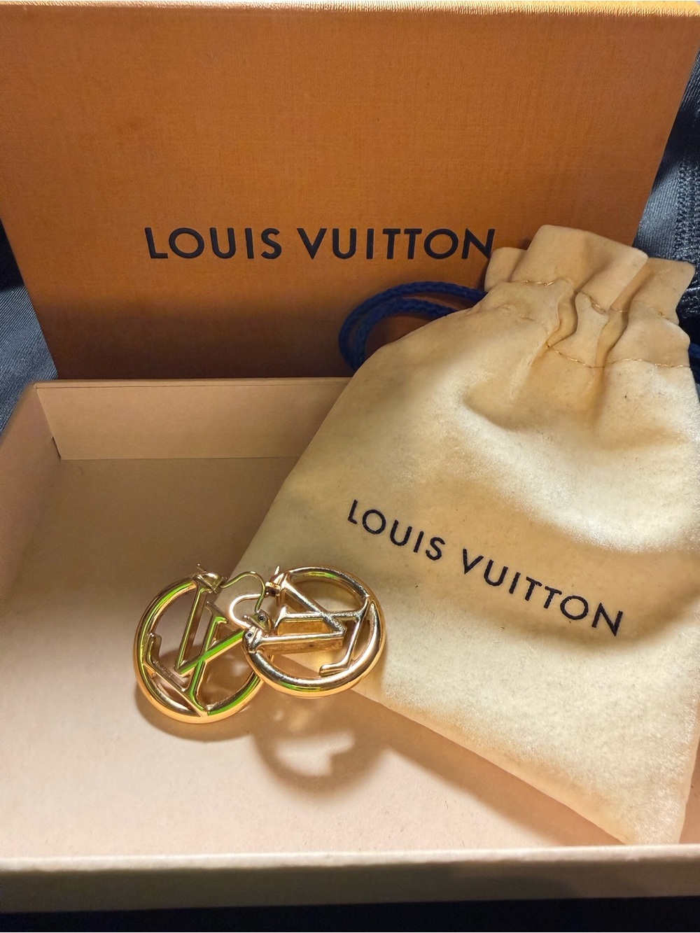 Louis Vuitton Gold-tone LV Round Drop Earrings - Picture 2 of 3